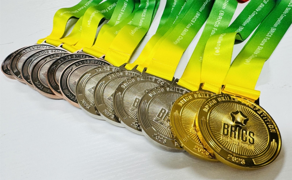 8de0194859a8f65f405bd0697a541b40 8de0194859a8f65f405bd0697a541b40